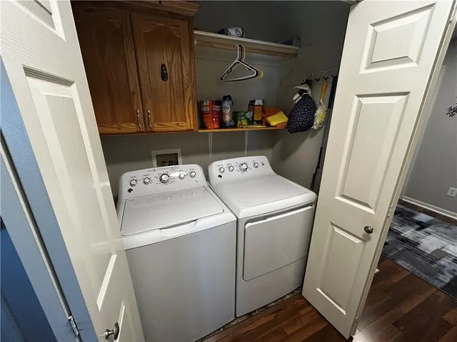 $309,950 | 812 Cypress Court, Raymore, MO 64083