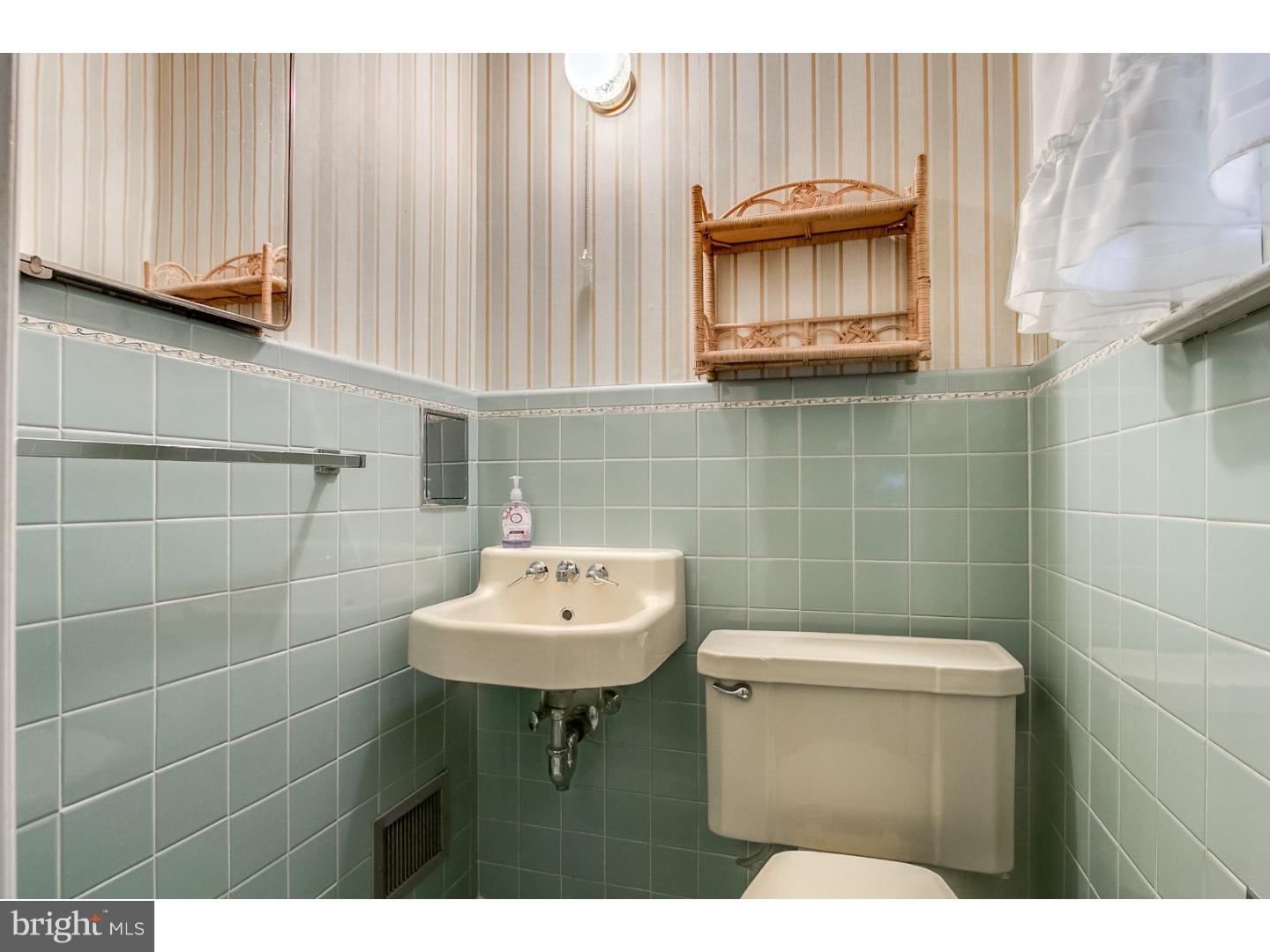 1802 Jaybee Road Wilmington, DE 19803 - Photo 18 of 22 Master Bathroom