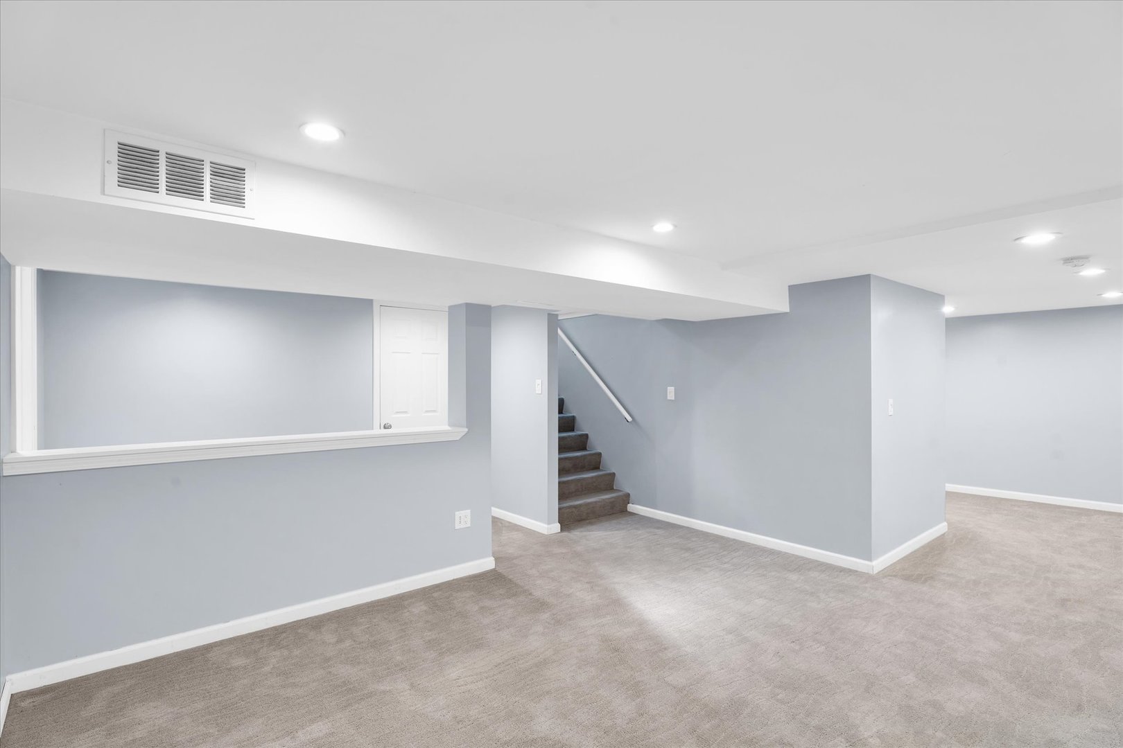 809 Ventura Road Champaign, IL 61820 - Photo 20 of 34 Gallery Image 20