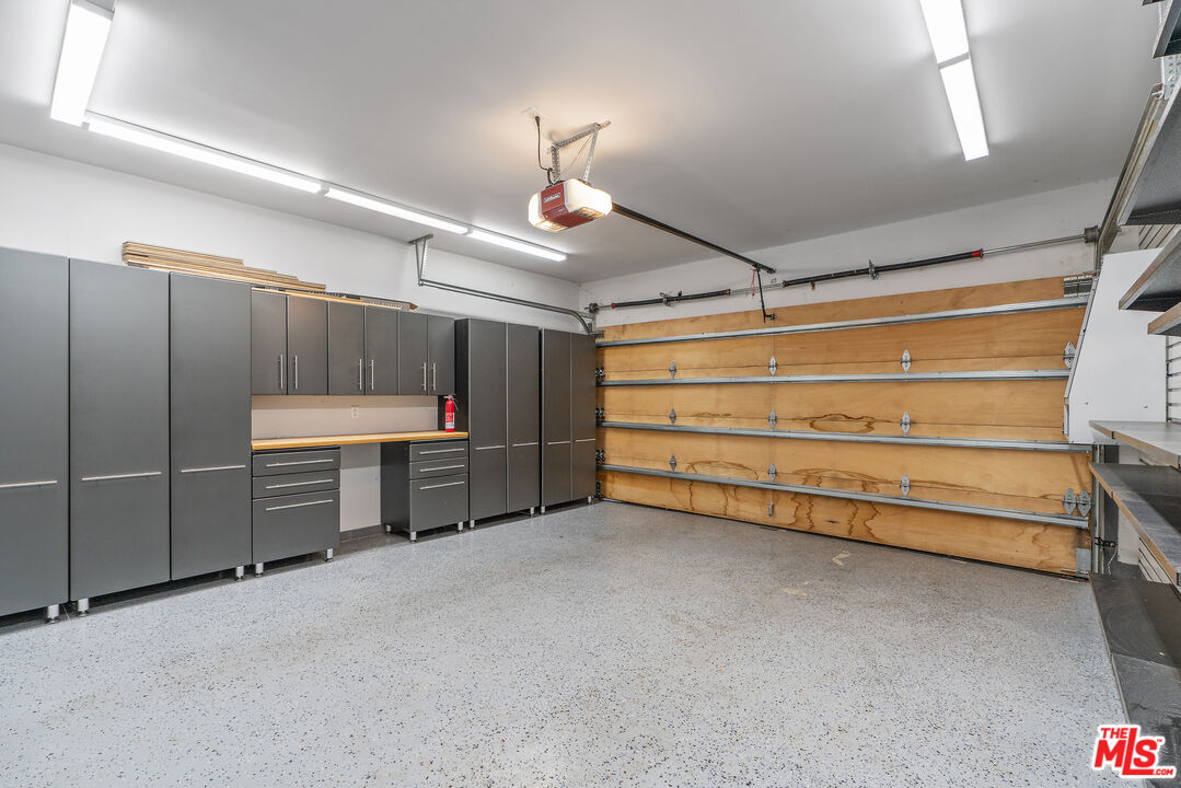 1645 South Sierra Bonita Avenue Los Angeles, CA 90019 - Photo 57 of 62