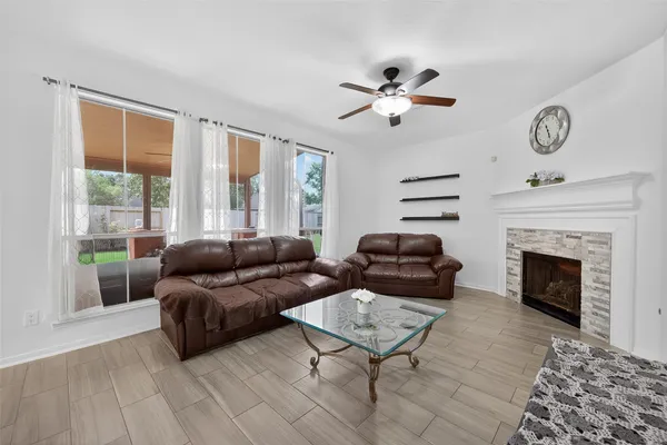 $365,000 | 19315 Laguna Woods Drive, Tomball, TX 77375