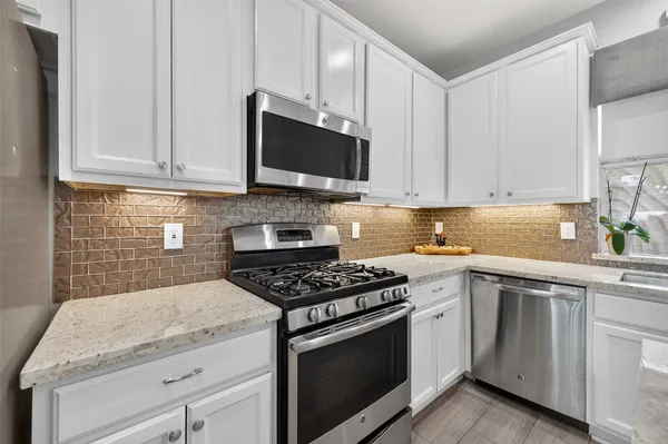 $365,000 | 19315 Laguna Woods Drive, Tomball, TX 77375