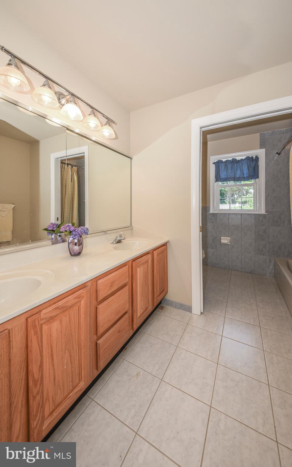1730 Jarrettown Road Ambler, PA 19002 - Photo 36 of 51 Hall Bath