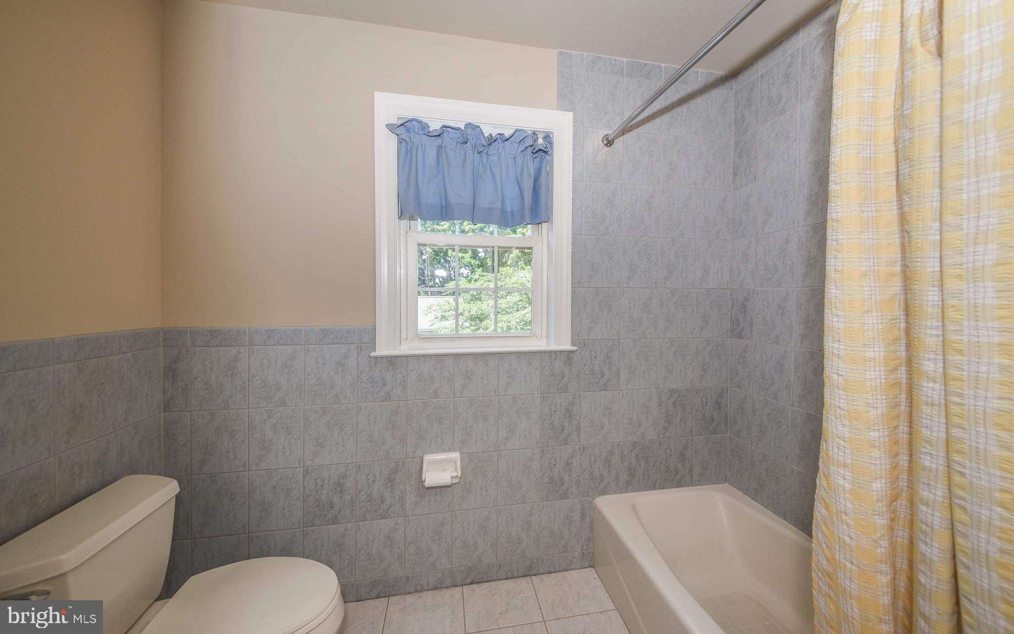 1730 Jarrettown Road Ambler, PA 19002 - Photo 37 of 51 Hall Bath
