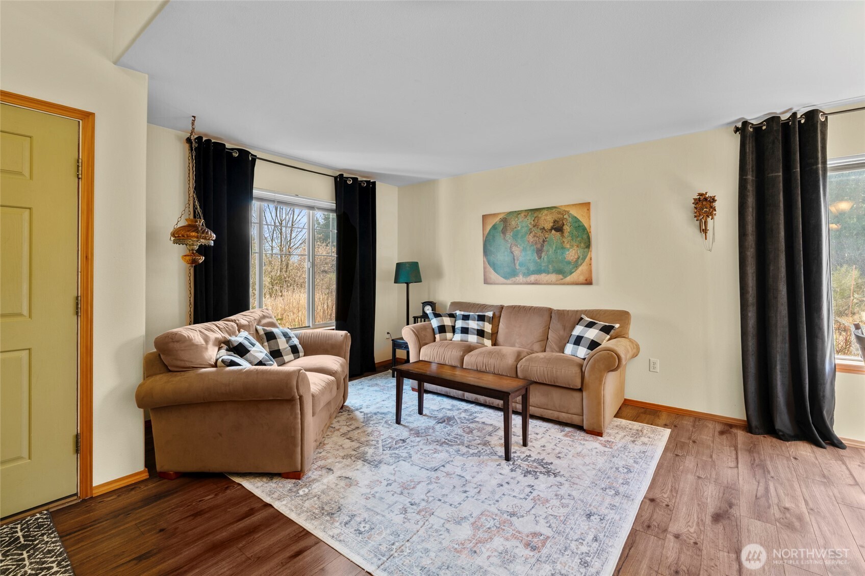 3349 68th Avenue Southwest Olympia, WA 98512 - Photo 6 of 36 a living room with furniture and wooden floor