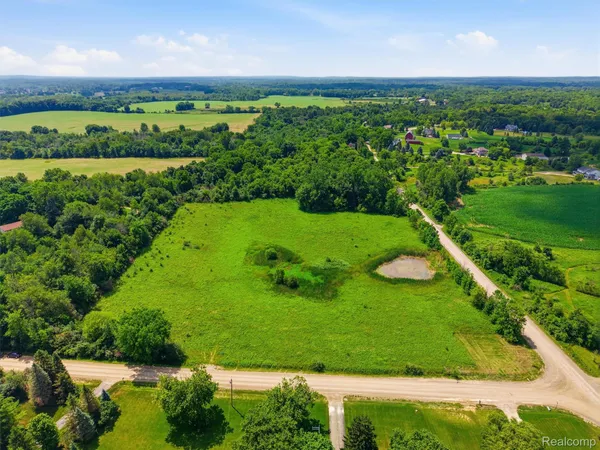 $269,000 | Vl East Maple Avenue, Davison, MI 48423