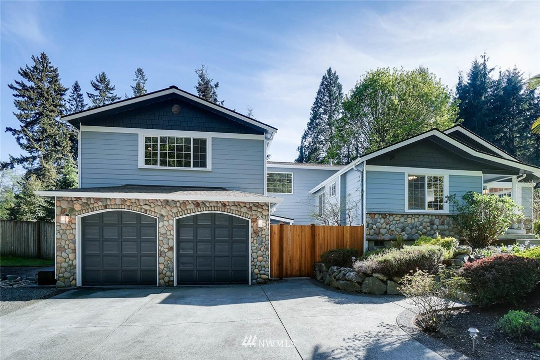 7914 180th Street Southwest Edmonds, WA 98026 - Photo 2 of 24 Gallery Image 2