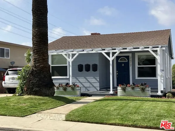 $1,550,000 | 2517 Curtis Avenue, Redondo Beach, CA 90278