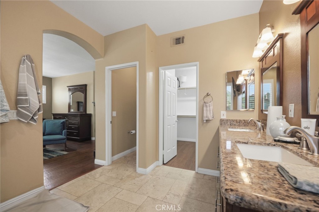 5526 Cheyenne Court Rancho Cucamonga, CA 91739 - Photo 26 of 46 Ensuite