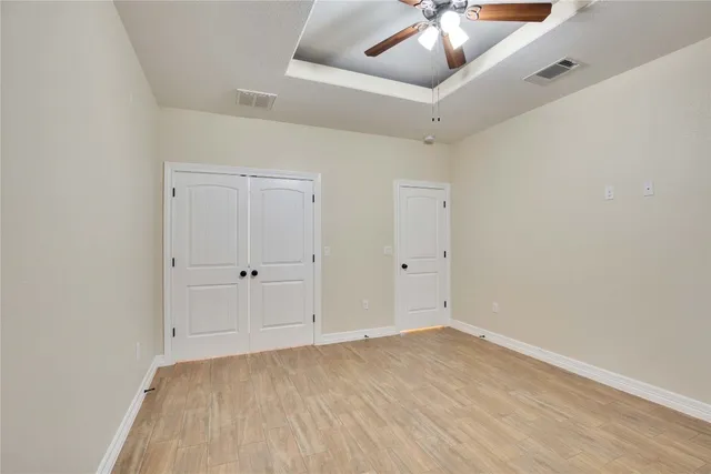 $2,100 | 118 North Buckhorn Drive, Bastrop, TX 78602