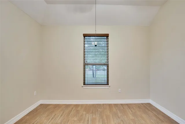 $2,100 | 118 North Buckhorn Drive, Bastrop, TX 78602