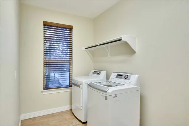 $2,100 | 118 North Buckhorn Drive, Bastrop, TX 78602