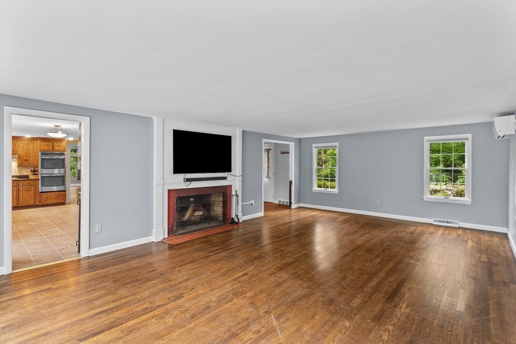 2 King George Drive Boxford, MA 01921 - Photo 3 of 36