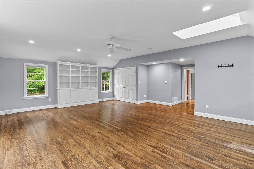 2 King George Drive Boxford, MA 01921 - Photo 8 of 36