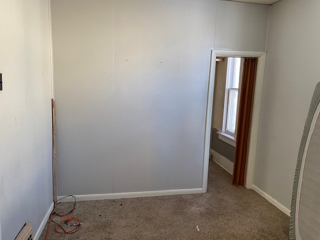 518 East Cleveland Street Spring Valley, IL 61362 - Photo 7 of 9 an empty room with windows