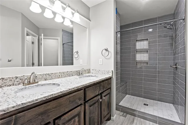 $374,900 | 1006 Buttercup Street, Smithville, MO 64089