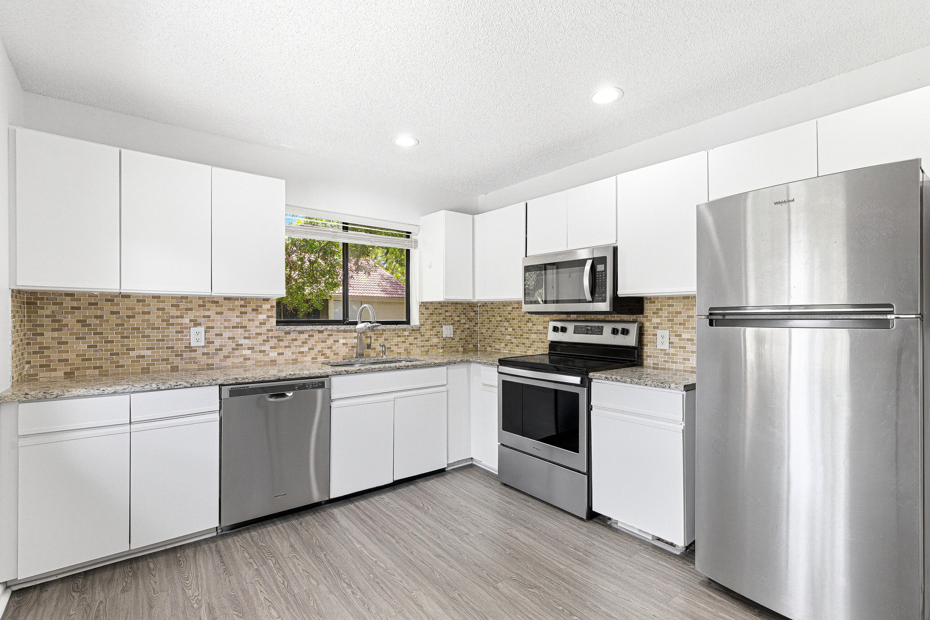 5530 Coach House Circle Boca Raton, FL 33486 - Photo 9 of 27 Kitchen-C