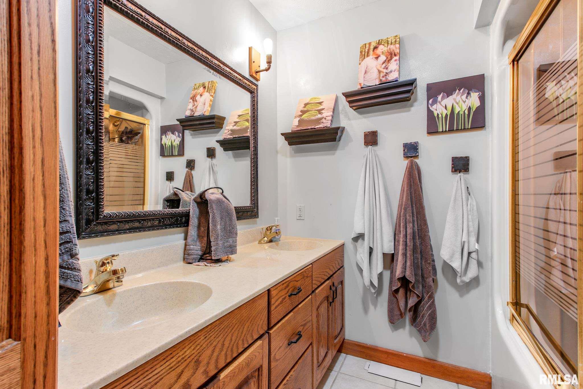 25061 Spring Creek Road Washington, IL 61571 - Photo 35 of 50 Gallery Image 35