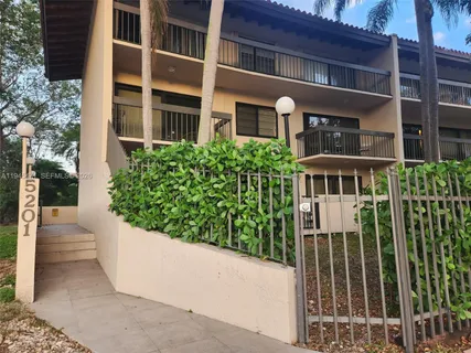 a view of a house with a street view