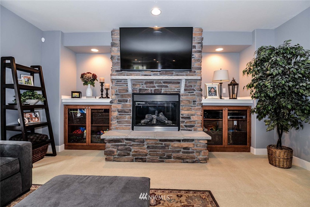 16405 37th Drive Southeast Bothell, WA 98012 - Photo 12 of 25 Gallery Image 12