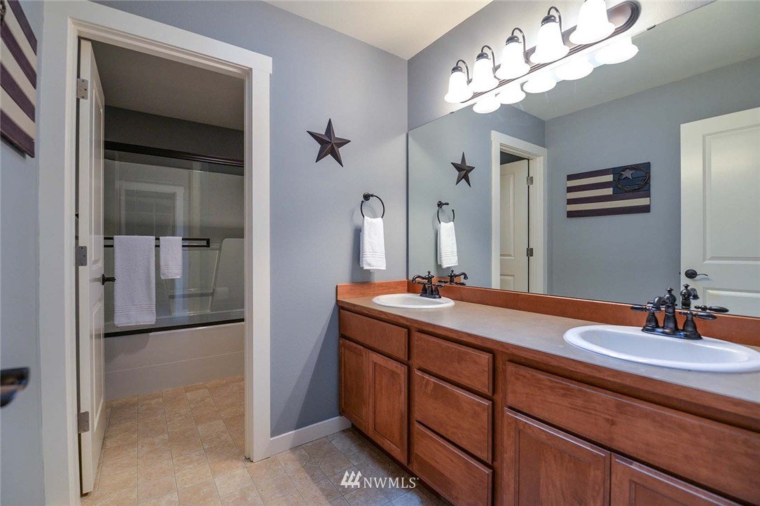 16405 37th Drive Southeast Bothell, WA 98012 - Photo 22 of 25 Gallery Image 22