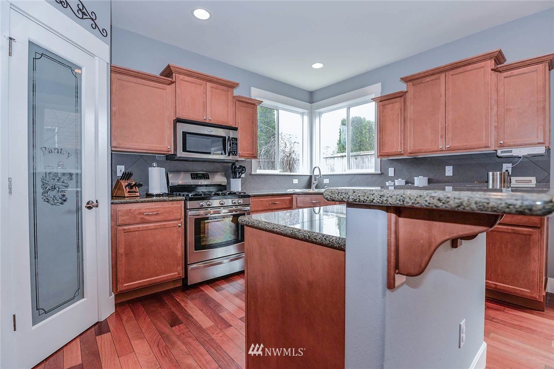16405 37th Drive Southeast Bothell, WA 98012 - Photo 8 of 25 Gallery Image 8