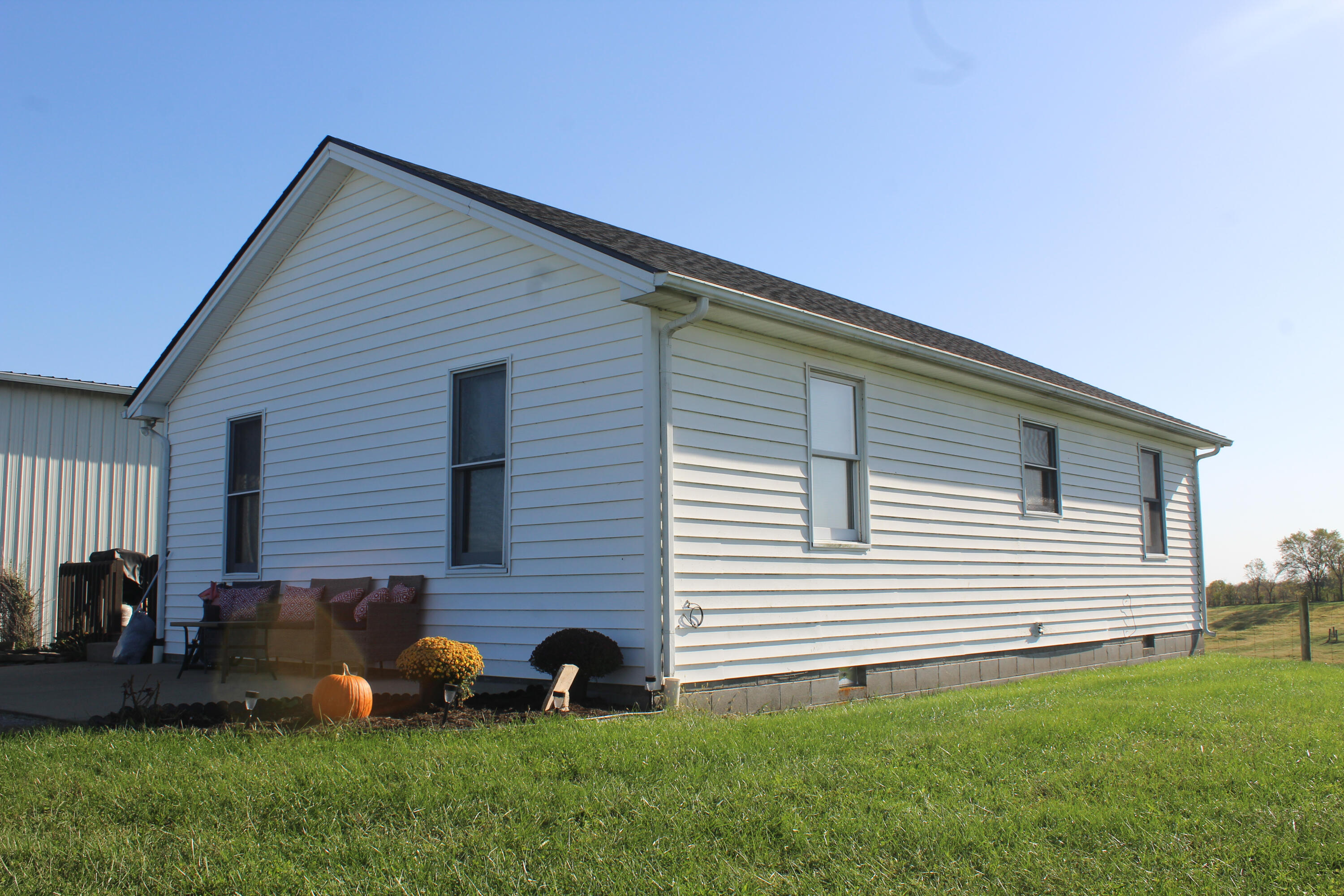 4031 Cynthiana Road Paris, KY 40361 - Photo 3 of 37 IMG_6525