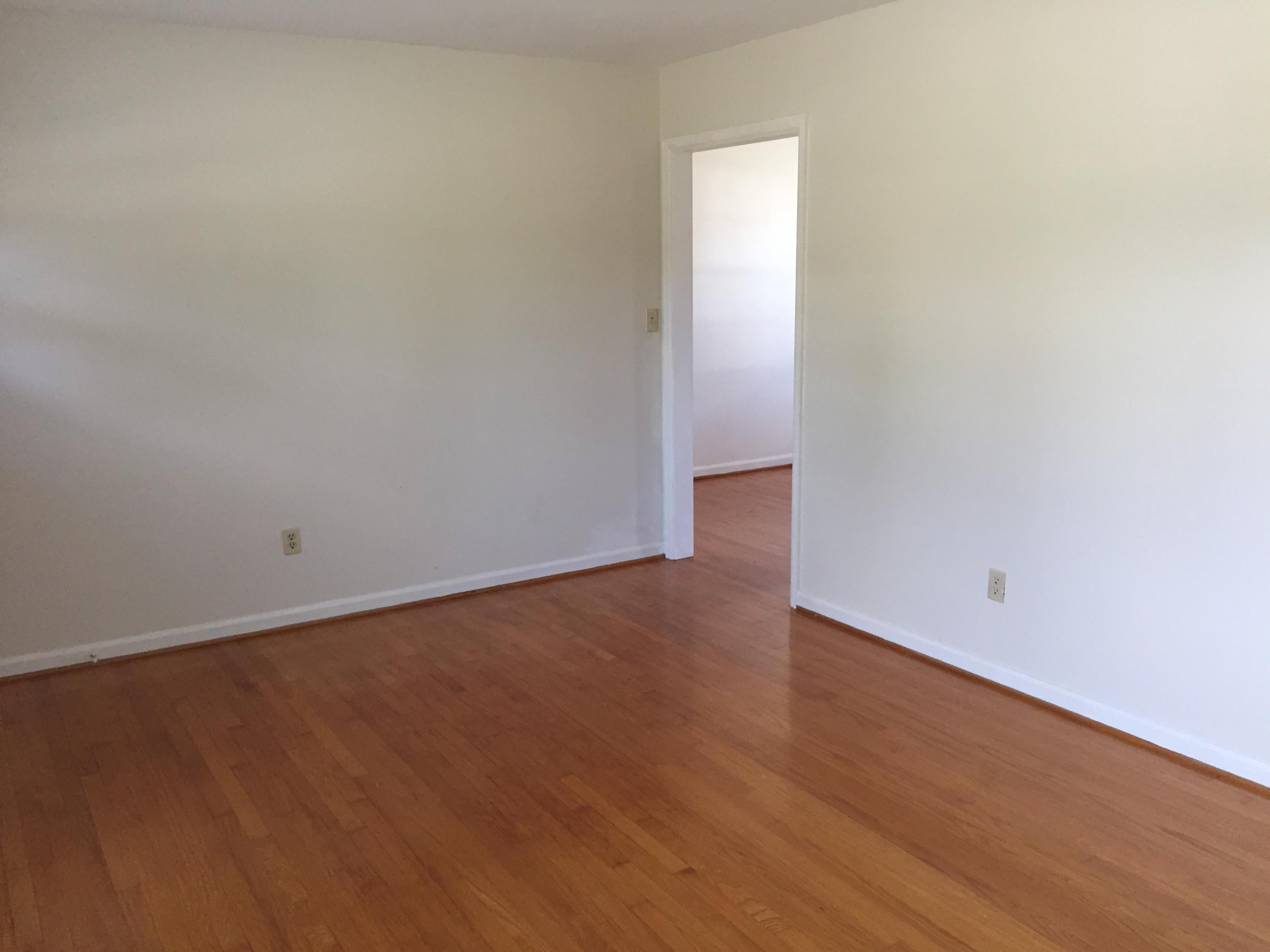 415 Decatur Drive Salem, VA 24153 - Photo 3 of 21 Decatur LR1