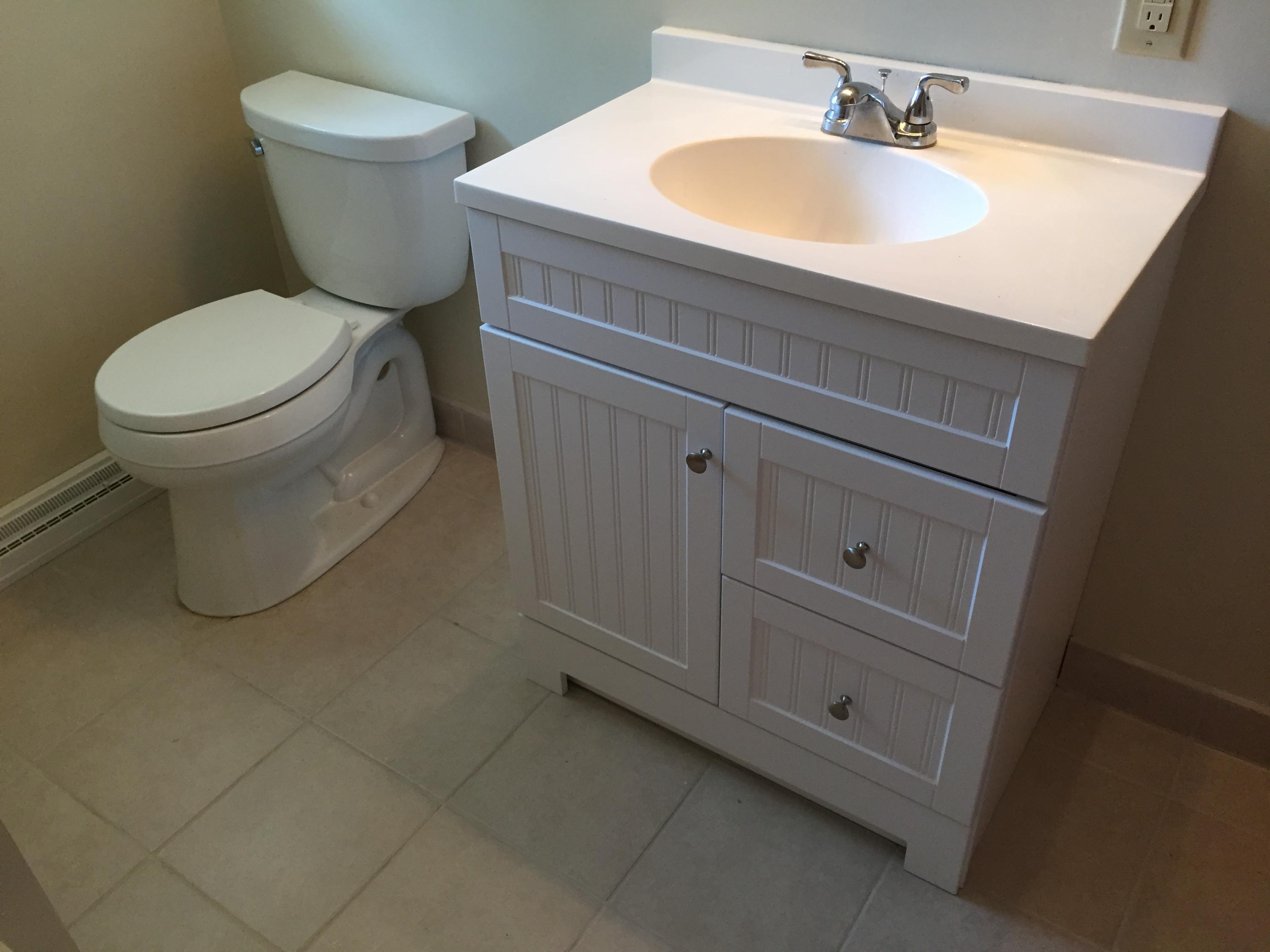 415 Decatur Drive Salem, VA 24153 - Photo 8 of 21 Decatur Fullbath1