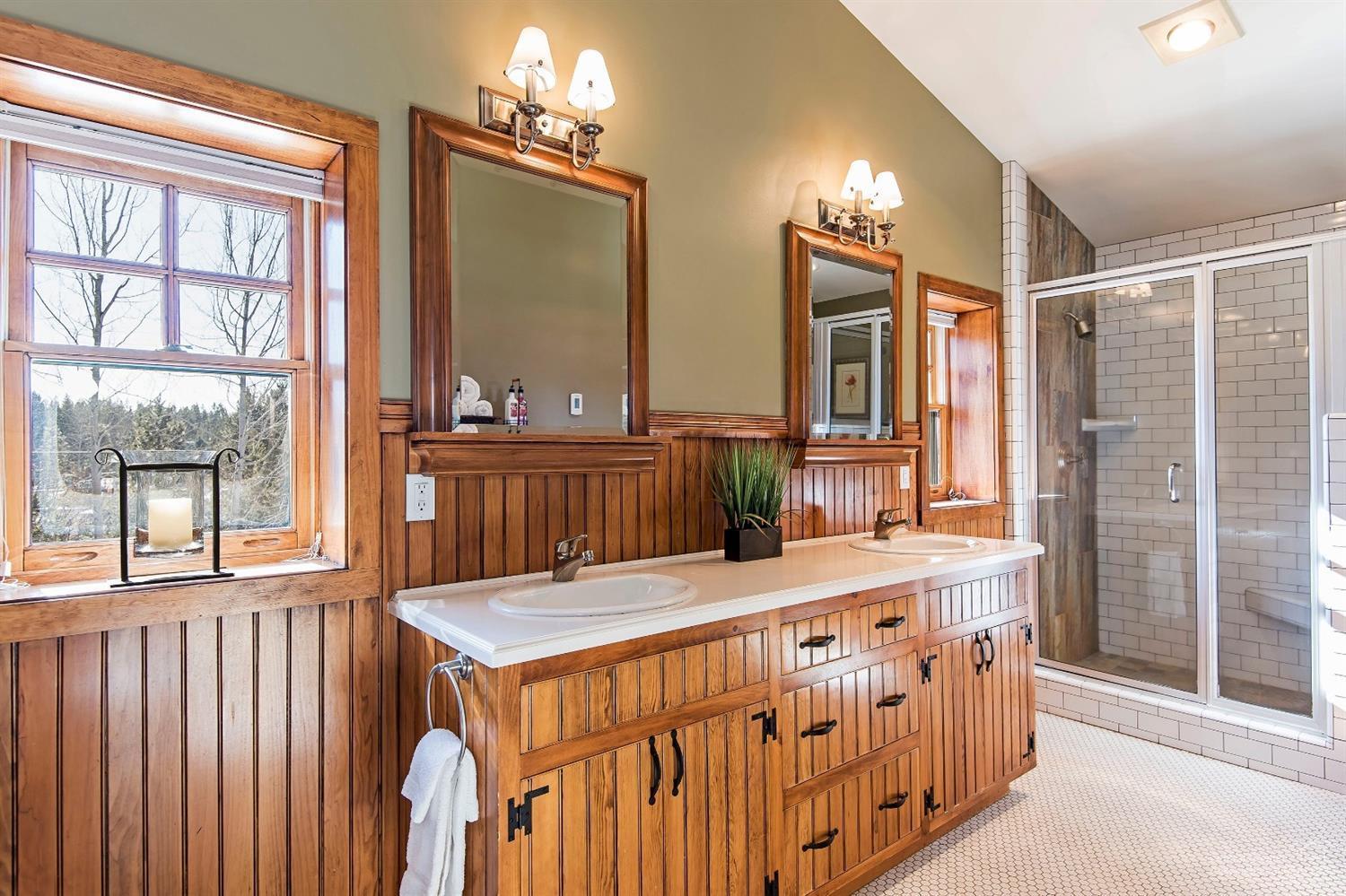 17350 Spring River Road Bend, OR 97707 - Photo 16 of 25 Gallery Image 16