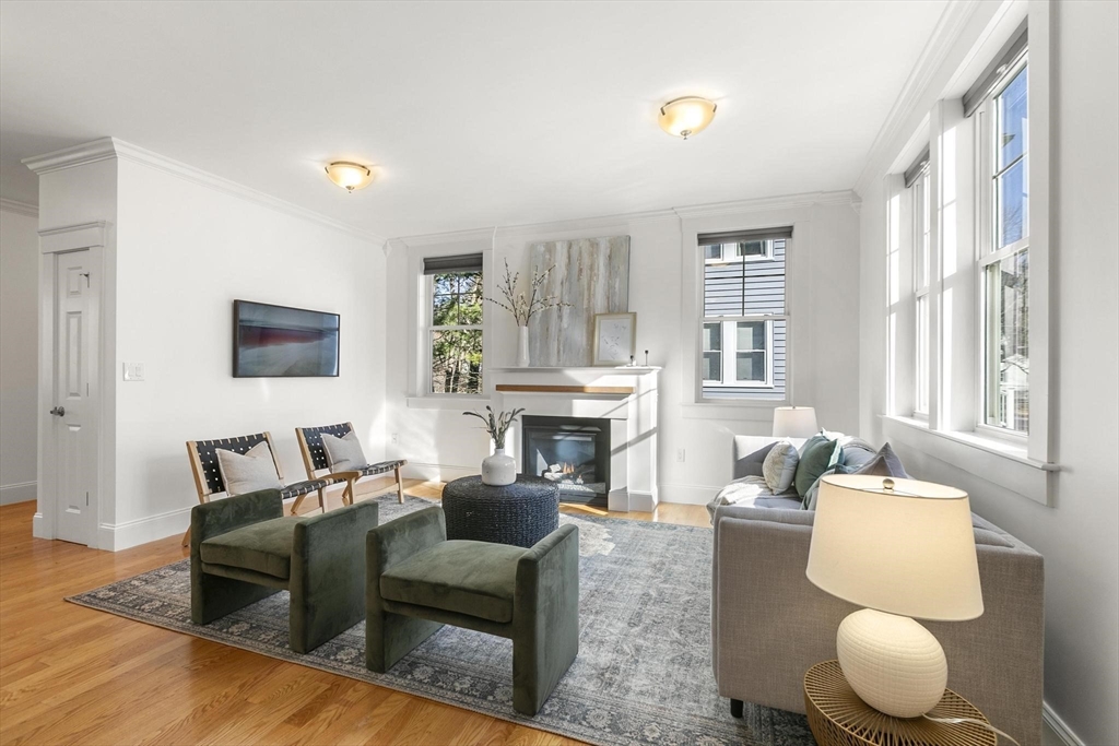 14 Reed Street Arlington, MA 02474 - Photo 5 of 40 Gallery Image 5