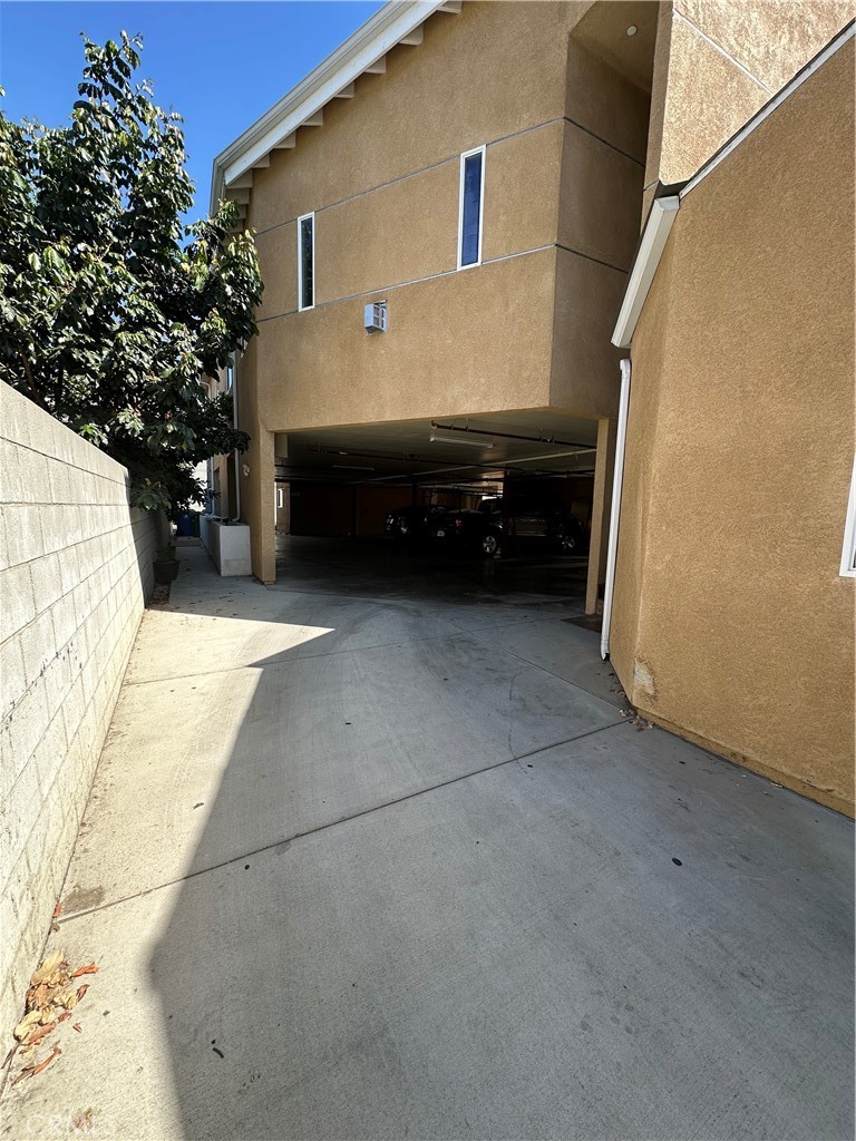 14233 Tiara Street, Unit 3 Sherman Oaks, CA 91401 - Photo 2 of 20 a house view with a outdoor space