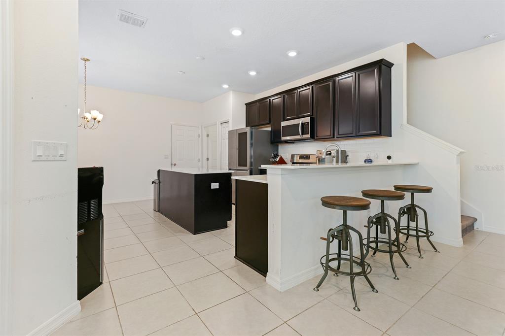 5747 Spotted Harrier Way Lithia, FL 33547 - Photo 6 of 14