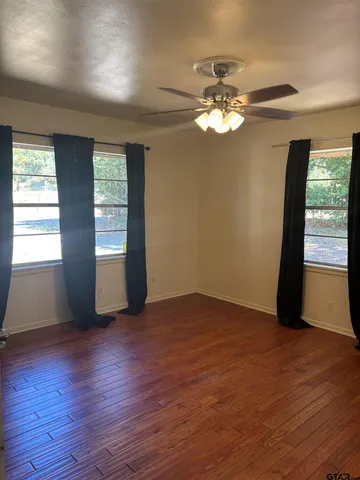 $1,650 | 305 Arthur Street, Lindale, TX 75771