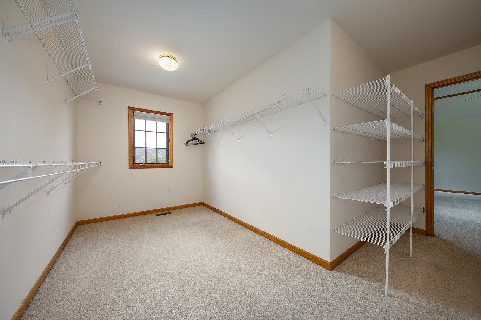 2772 Freeland Circle Naperville, IL 60564 - Photo 16 of 37