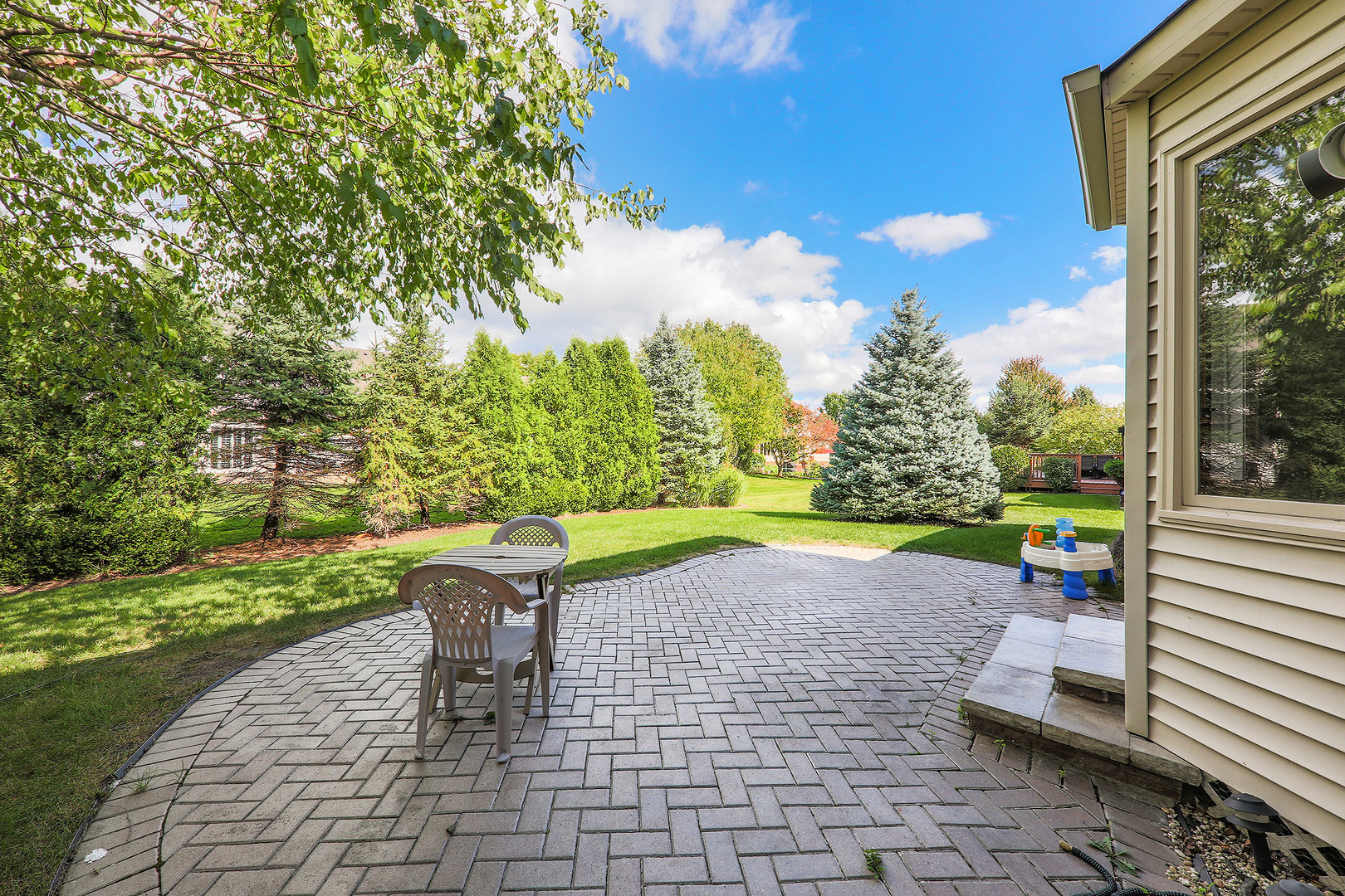 2772 Freeland Circle Naperville, IL 60564 - Photo 33 of 37