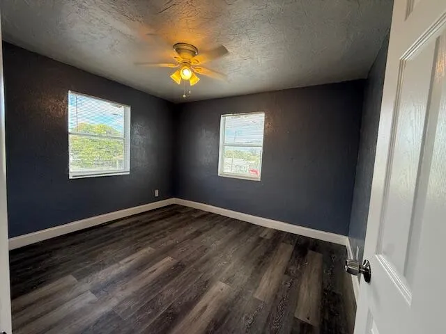 $1,650 | 1913 Division Avenue, Unit 202, West Palm Beach, FL 33407