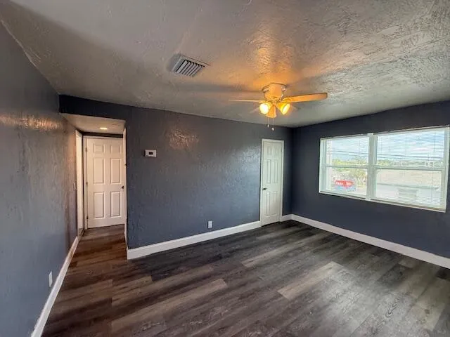 $1,650 | 1913 Division Avenue, Unit 202, West Palm Beach, FL 33407