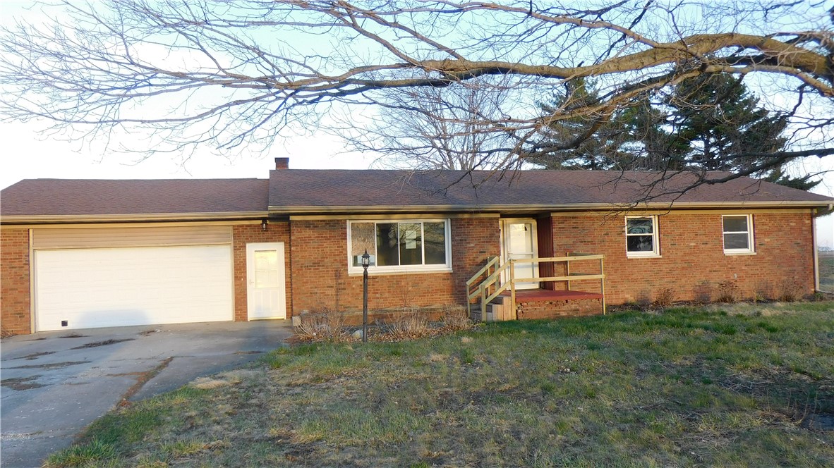 2371 North 1860 East Road Ridge Farm, IL 61870 - Photo 2 of 19