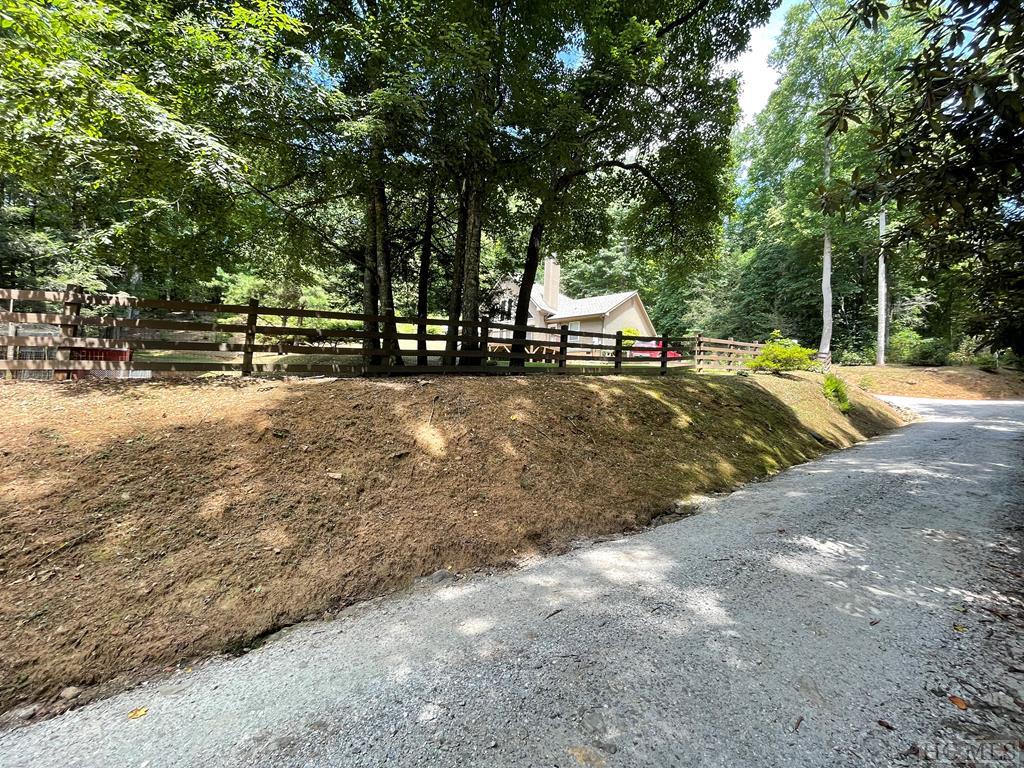 2356 Goshen Road Franklin, NC 28734 - Photo 43 of 59 Gallery Image 43