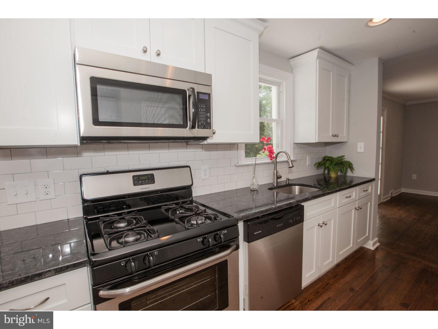 103 Johns Road Cheltenham, PA 19012 - Photo 3 of 24 Gallery Image 3