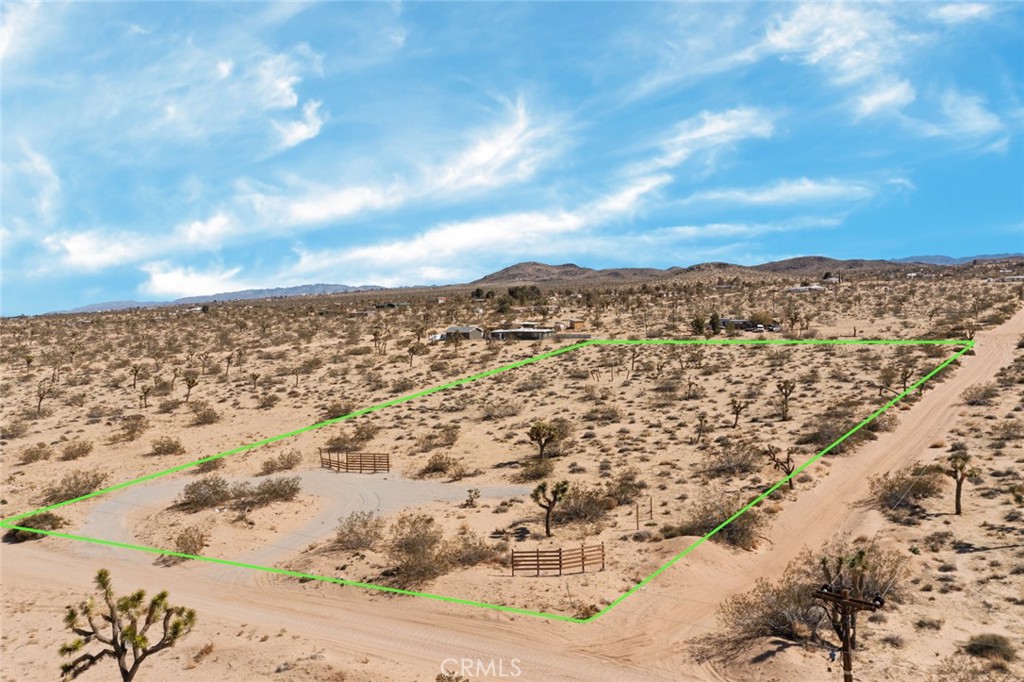 1225 Georges Road Landers, CA 92285 - Photo 4 of 10