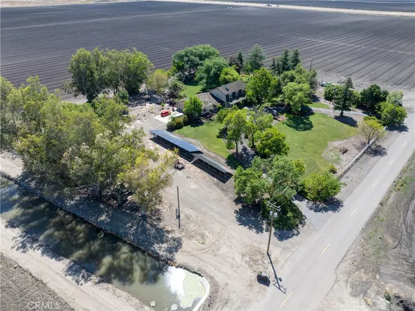 $799,000 | 15686 Cozzi Avenue, Dos Palos, CA 93620