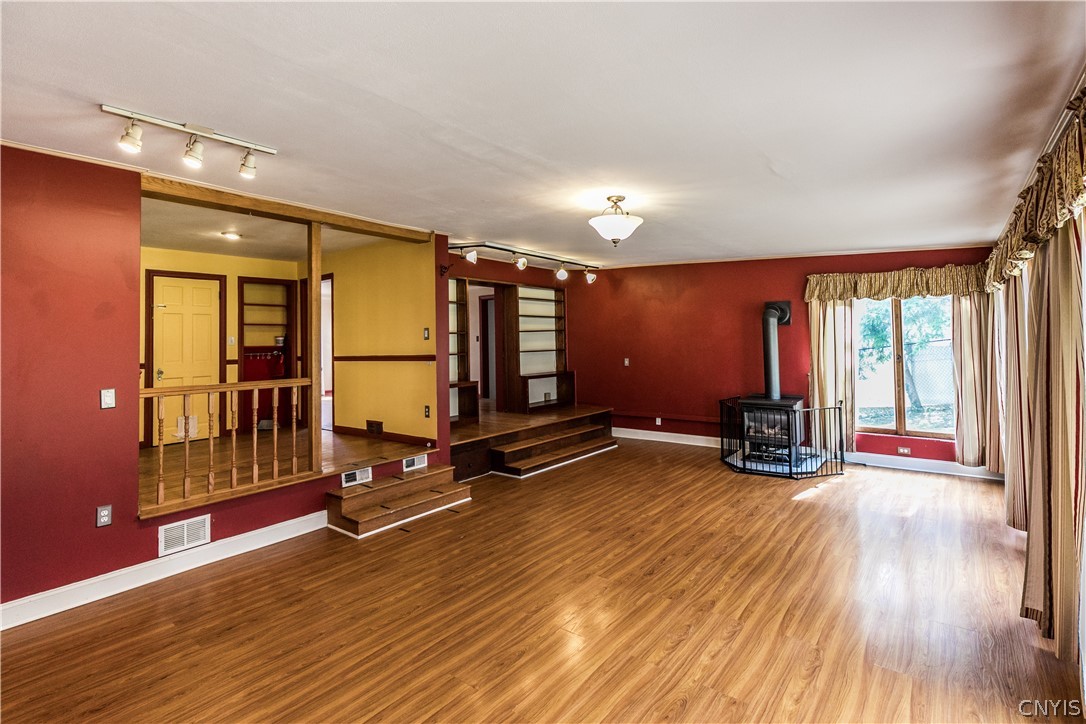 109 Lynbrook Circle DeWitt, NY 13214 - Photo 16 of 47