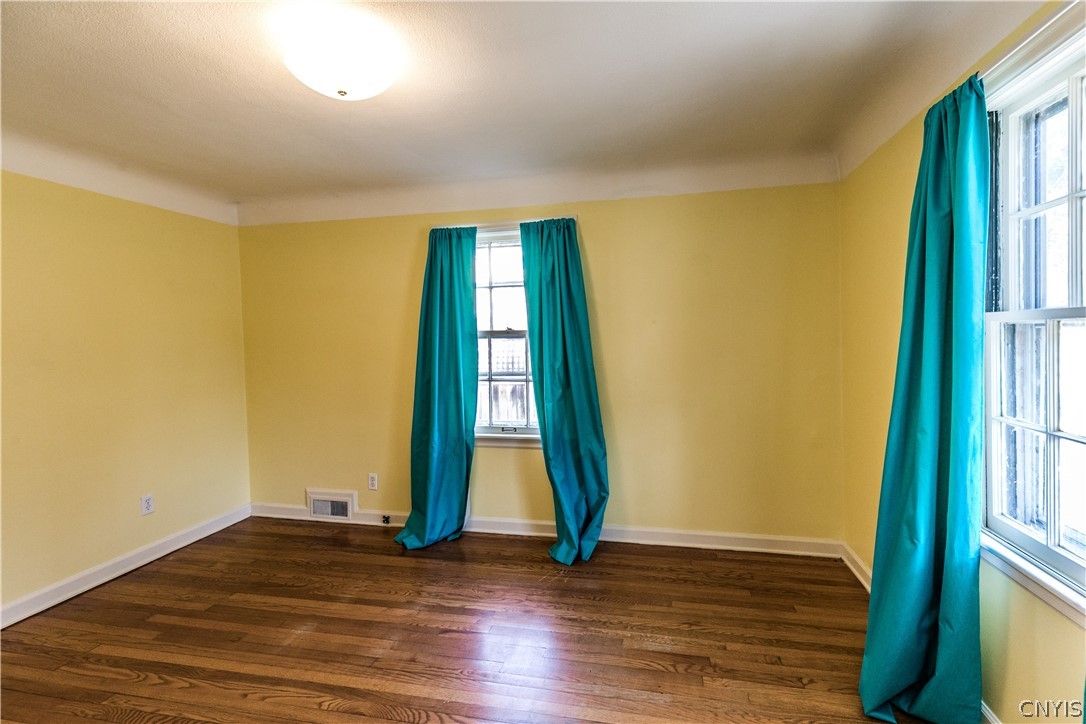 109 Lynbrook Circle DeWitt, NY 13214 - Photo 18 of 47