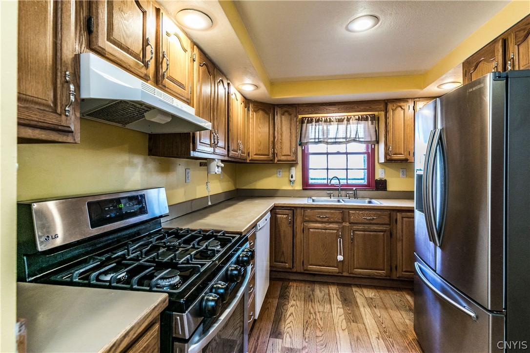 109 Lynbrook Circle DeWitt, NY 13214 - Photo 22 of 47