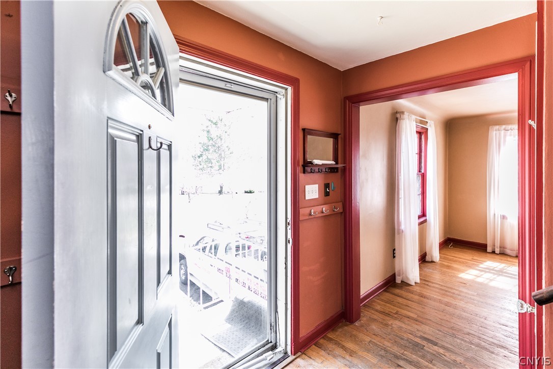 109 Lynbrook Circle DeWitt, NY 13214 - Photo 3 of 47