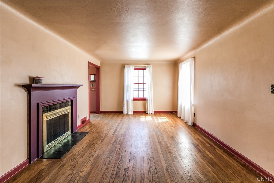 109 Lynbrook Circle DeWitt, NY 13214 - Photo 7 of 47