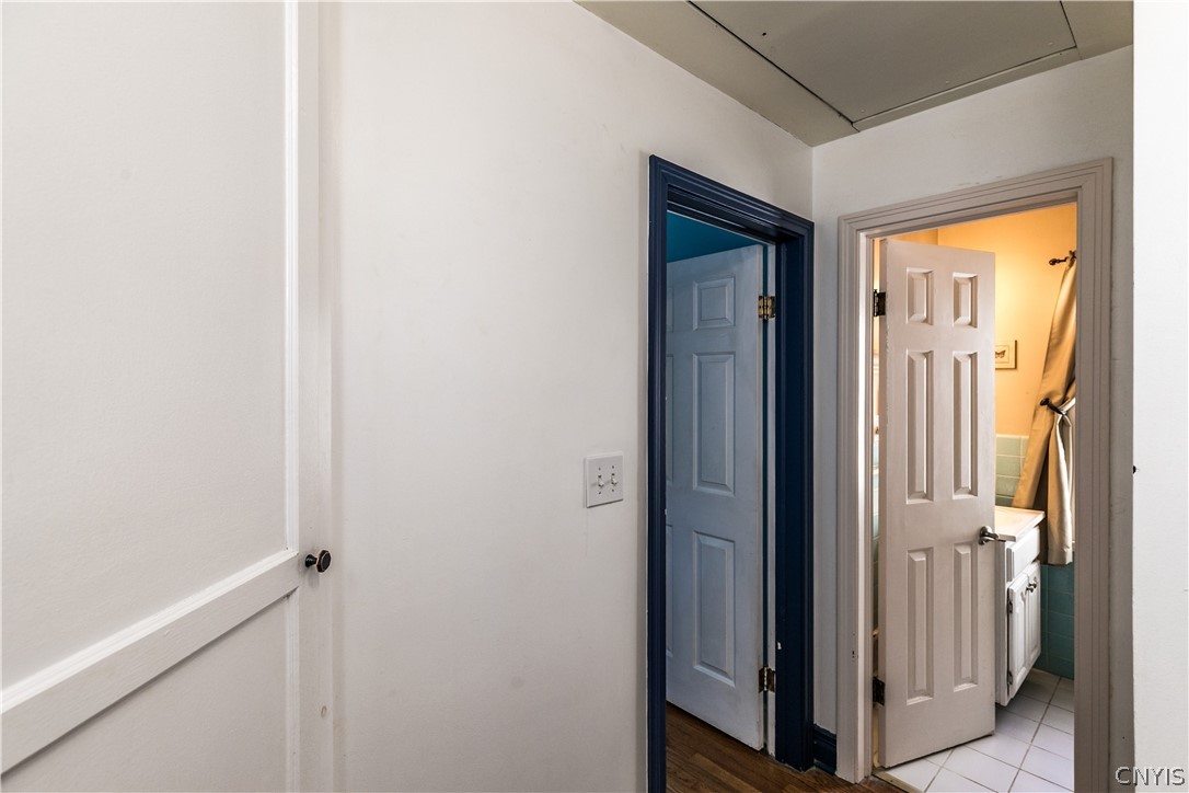 109 Lynbrook Circle DeWitt, NY 13214 - Photo 8 of 47