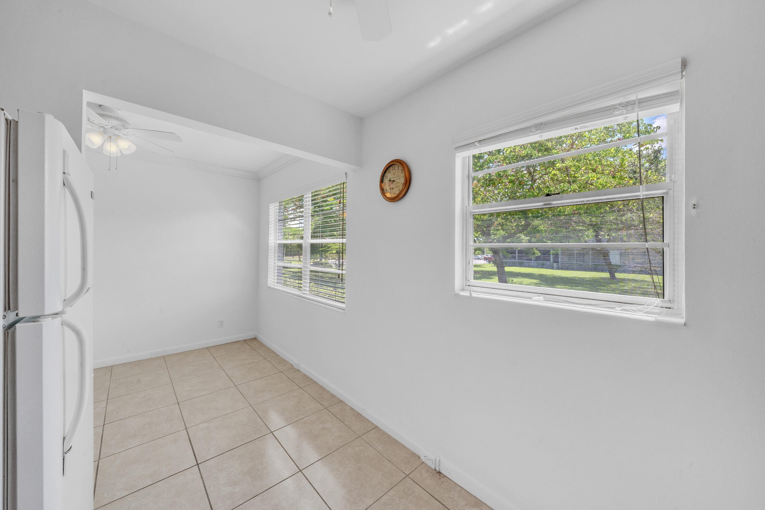 169 Suffolk F Boca Raton, FL 33434 - Photo 9 of 39 16 Kitchen (4)